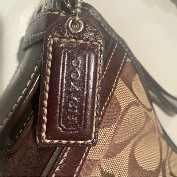 coach purse - Picture 3 of 3